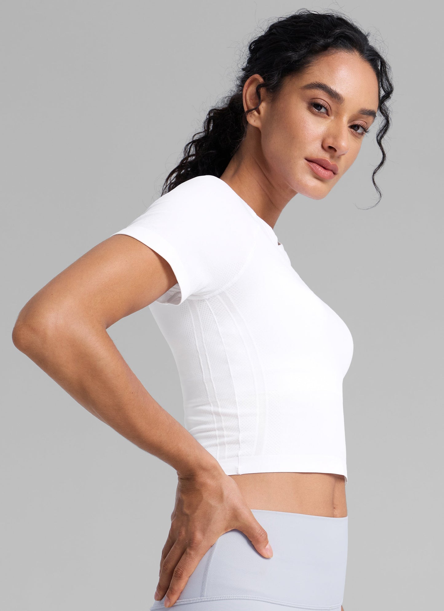 Seamless Crew Neck Cropped Short Sleeve