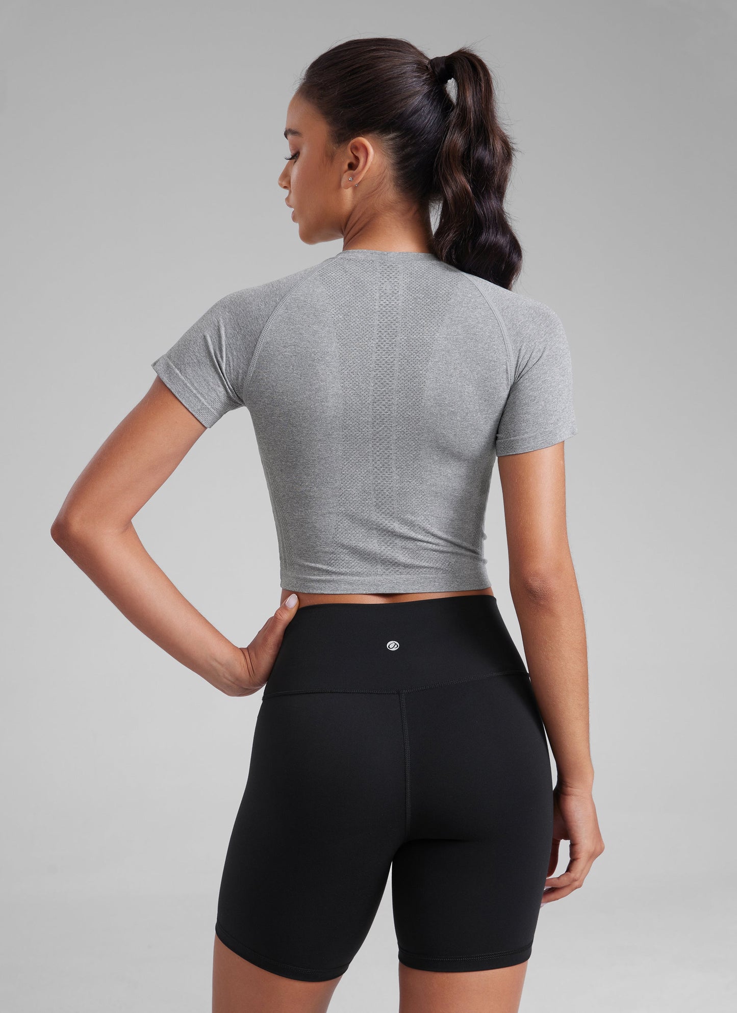 Seamless Crew Neck Cropped Short Sleeve