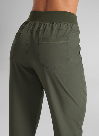 Feathery-Fit Drawstring Pocket Jogger 28''